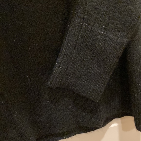 Apt 9 Women’s Size L Knit Pullover Sweater Sparkles Silver Thread Soft Stretchy - Picture 4 of 7